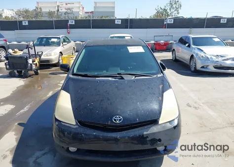 2005 Toyota Prius from USA, damaged, VIN JTDKB20UX53048385